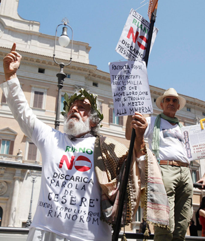 MANIFESTAZIONE DAVANTI MONTECITORIO CONTRO LA DISCARICA A RIANO